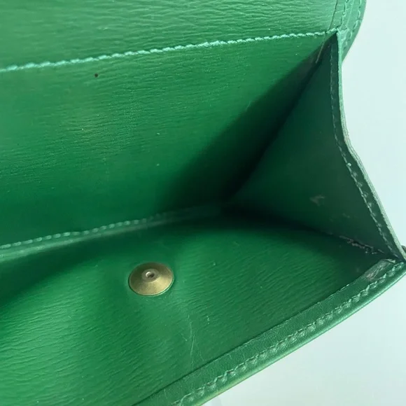 Louis Vuitton Epi Leather Wallet 💚 - Picture 12 of 16